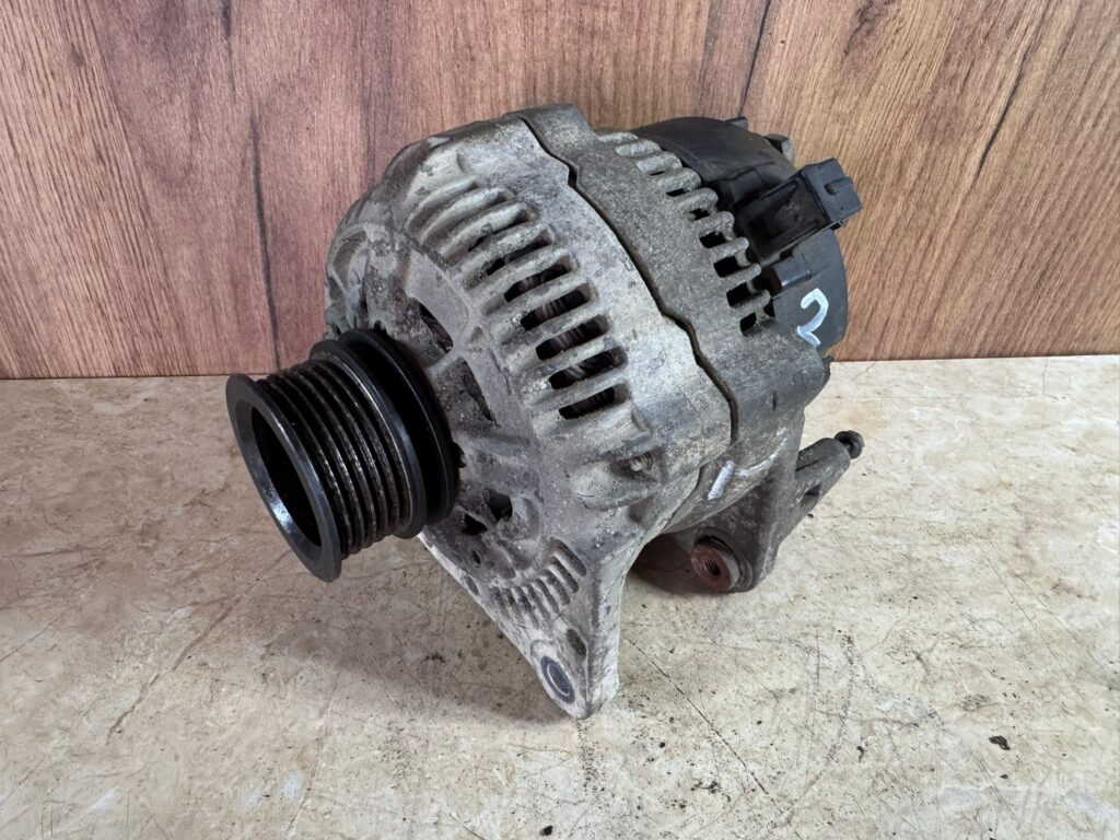 Alternator Audi A3 cod 037903025B